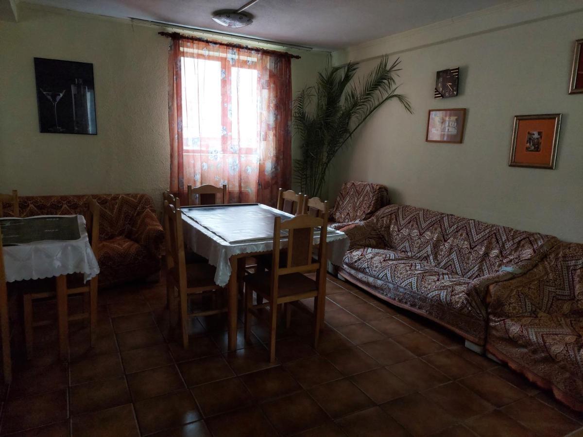 אזוגה Pensiune Casa Barcaru מראה חיצוני תמונה